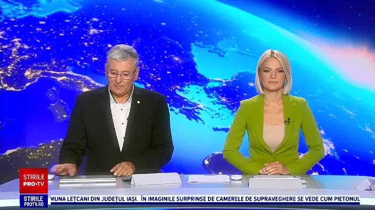 Un urs a năvălit neinvitat la o nuntă. Nu a dat darul, dar le-a mâncat mirilor toate prăjiturile