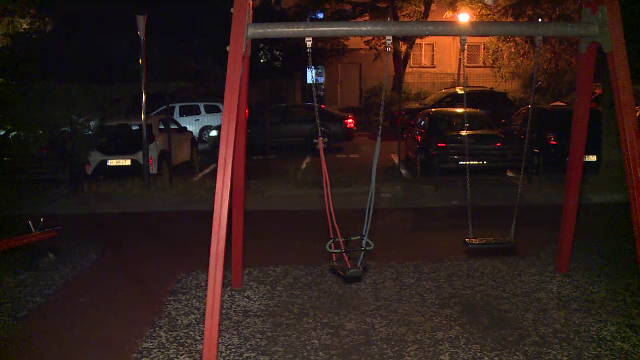 „Copilul meu era aproape mort”. O fetiță de 10 ani a ajuns la spital după ce s-a curentat într-un loc de joacă din Capitală