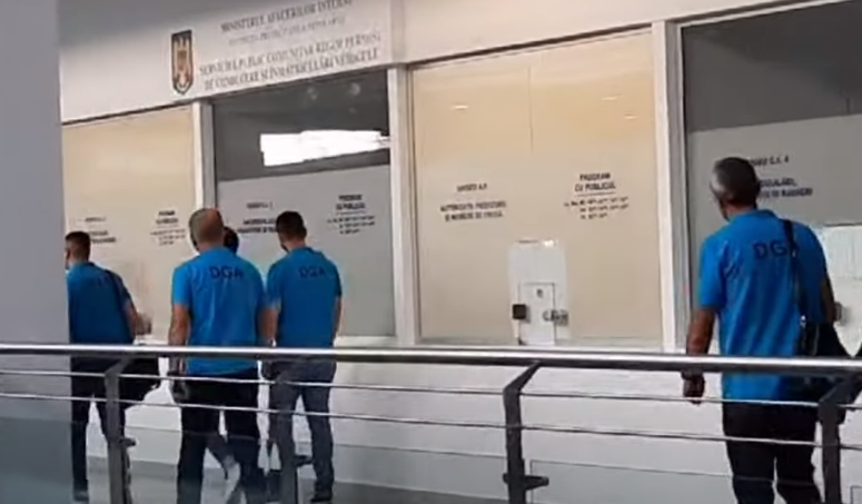 Descinderi la Serviciul de Permise Auto din Arad. Examinatori și instructori care ar fi luat mită, în atenția procurorilor