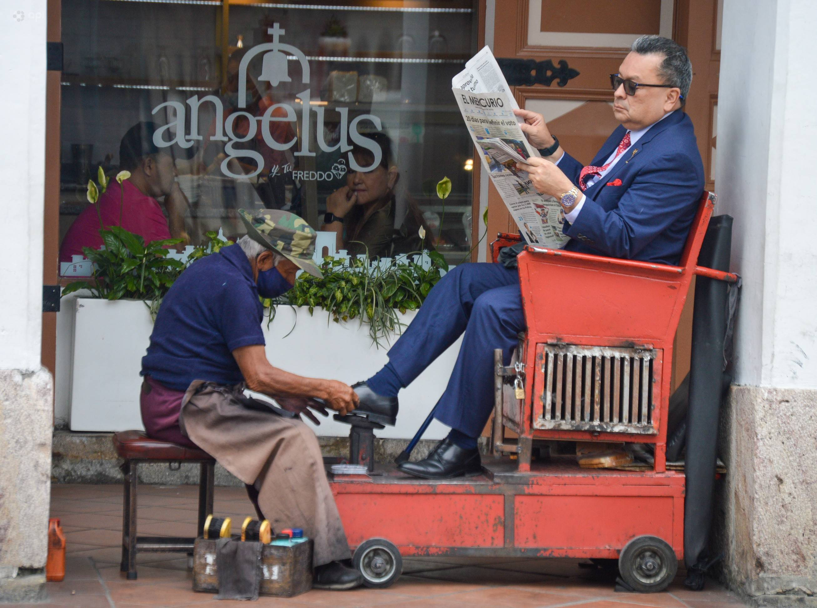 Un candidat la președinția Ecuadorului a fost asasinat la un miting electoral. Ucigași plătiți i-au tras trei gloanțe în cap