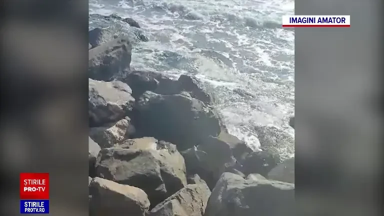 „S-a zguduit pâmântul. Lumea era speriată”. Martorii au povestit șocați cum au simțit explozia puternică din Costinești