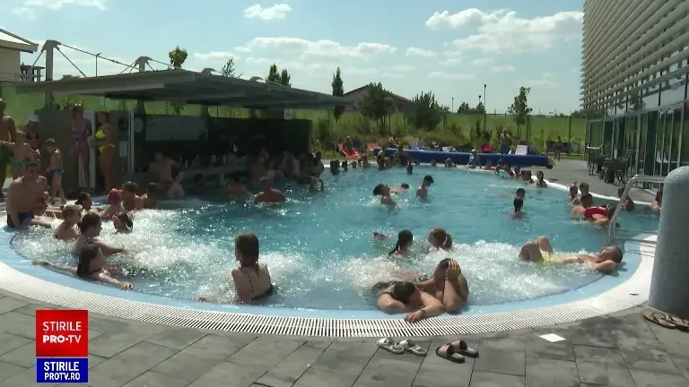 Cum s-au distrat în minivacanță cei care nu au plecat la mare sau la munte. „Câteodată e mai bine să stai și acasă”