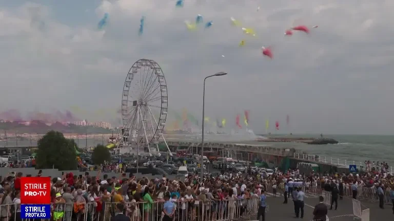 Ziua Marinei Române. Peste 3.000 de militari, 15 nave de război, avioane de luptă și elicoptere au defilat la Constanța