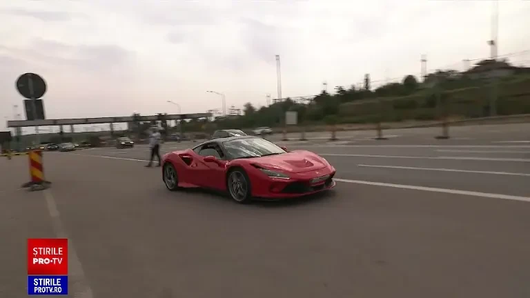 Razie a polițiștilor pe Autostrada Soarelui. Ce au găsit oamenii legii în două recipiente de detergent aflate într-o mașină