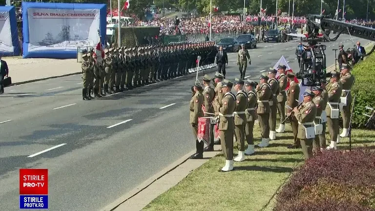 Demonstrație de forță. Polonia a organizat cea mai mare paradă militară din ultimele decenii