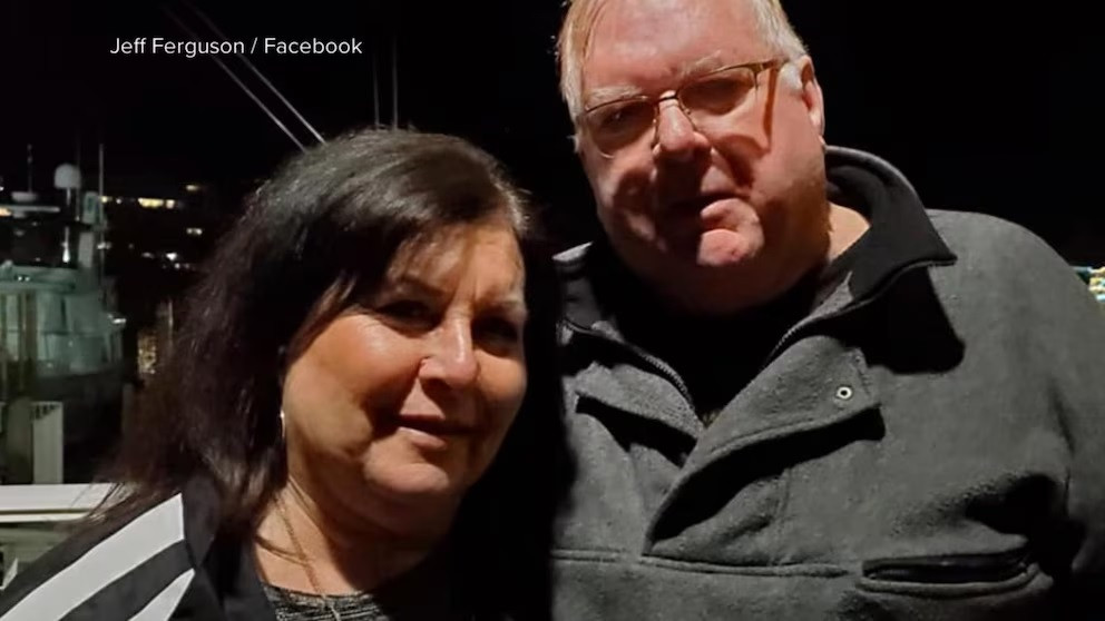 Un judecător care avea în casă 47 de arme și-a împușcat mortal soția. Ce au observat polițiștii când l-au arestat