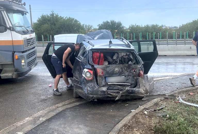 Accident cu victime multiple pe centura Capitalei. Cinci persoane rănite în urma unui carambol