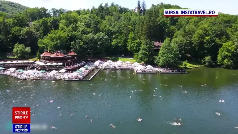 Ce se întâmplă cu Lacul Ursu din Sovata, cel mai mare lac sărat helioterm din lume. Avertismentul unui cercetător