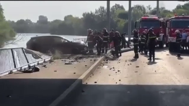 Drumul parcurs la volan de copilul de 13 ani care a furat mașina și a intrat într-un stâlp, în București