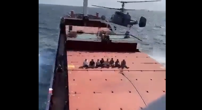 Turcia „a pus în gardă” Rusia după tirurile trase lângă un cargou în Marea Neagră, care se îndrepta spre portul Izmail