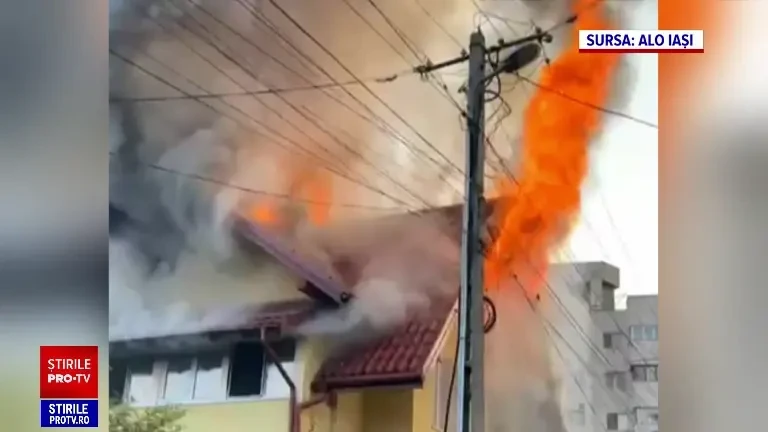 „E urgie”. Două persoane au fost rănite după un incendiu masiv care a distrus o casă din Iași