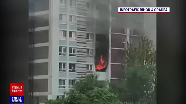 Incendiu violent la un hotel din Băile Felix. 14 persoane au avut nevoie de îngrijiri medicale. A fost activat planul roşu