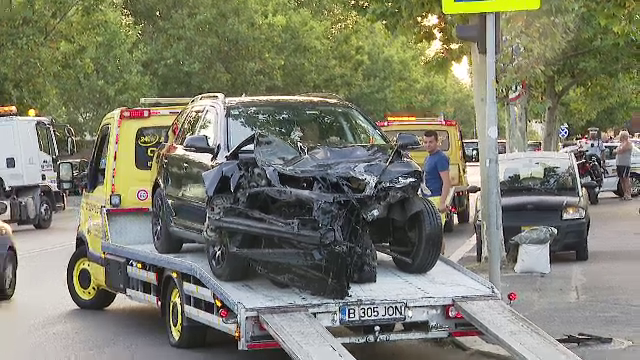 Viața a trei persoane, pusă în pericol de un șofer teribilist din Capitală. Incredibil cum a făcut accident