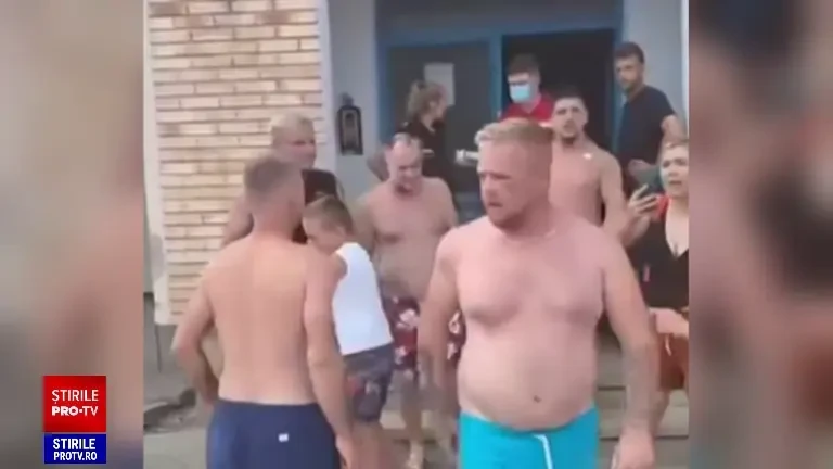 Cine sunt „bombardierii” care s-au luat la bătaie cu jandarmii la Costinești. Doi au un trecut infracțional