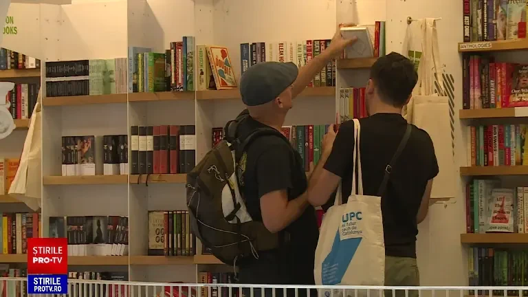 De ce nu mai cumpără românii cărți: ”Toată lumea e lovită”. România avea oricum cea mai mică piață de carte din Europa