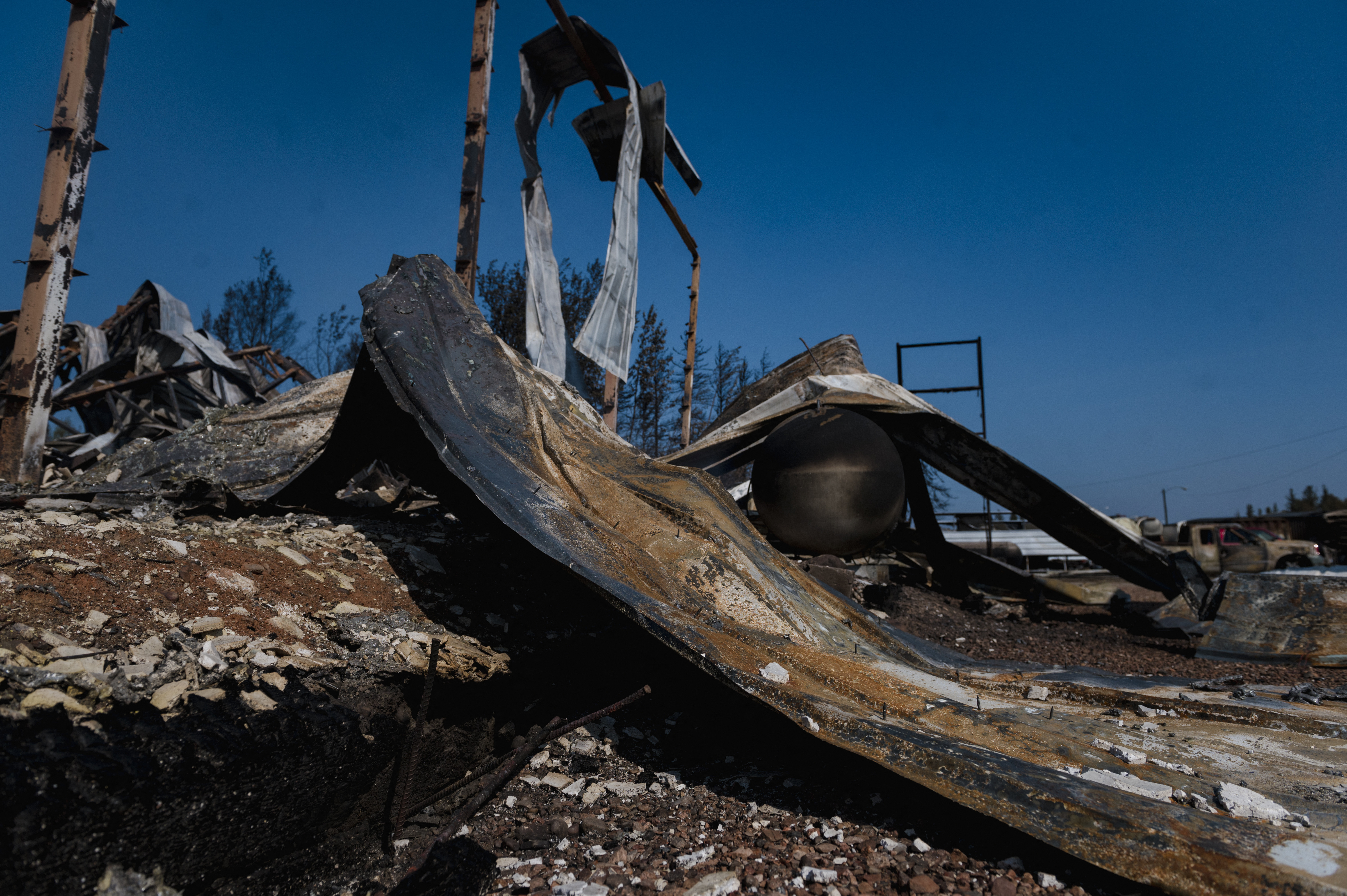 400 de incendii de vegetaţie fac ravagii în Columbia Britanică. Canada trimite armata să lupte cu flăcările