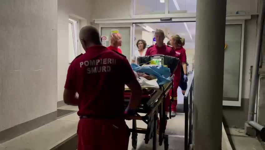 Descoperire șocantă într-un apartament din București. Pompierii au fost nevoiți să spargă ușa locuinței