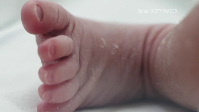 Femeia care și-a abandonat bebelușul mort în fața hotelului Marriott și-a provocat singură avortul. Descoperirea polițiștilor