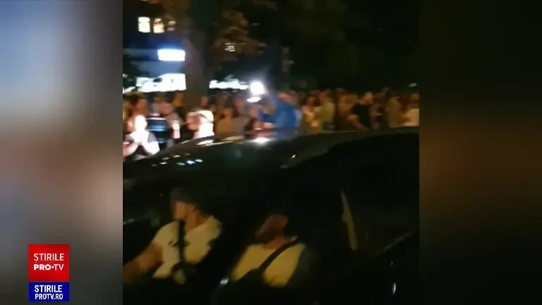 Lacrimi la înmormântarea Alexandrei, tânăra gravidă care a murit la Maternitatea din Botoşani. A fost stabilită cauza morții