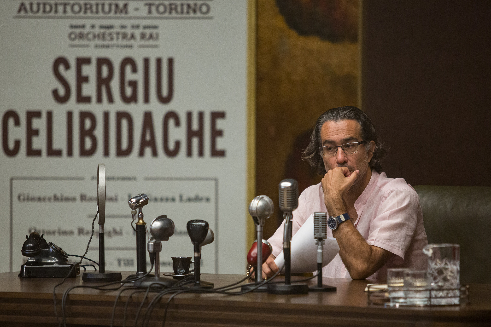 Cravata Galbenă / The Yellow Tie