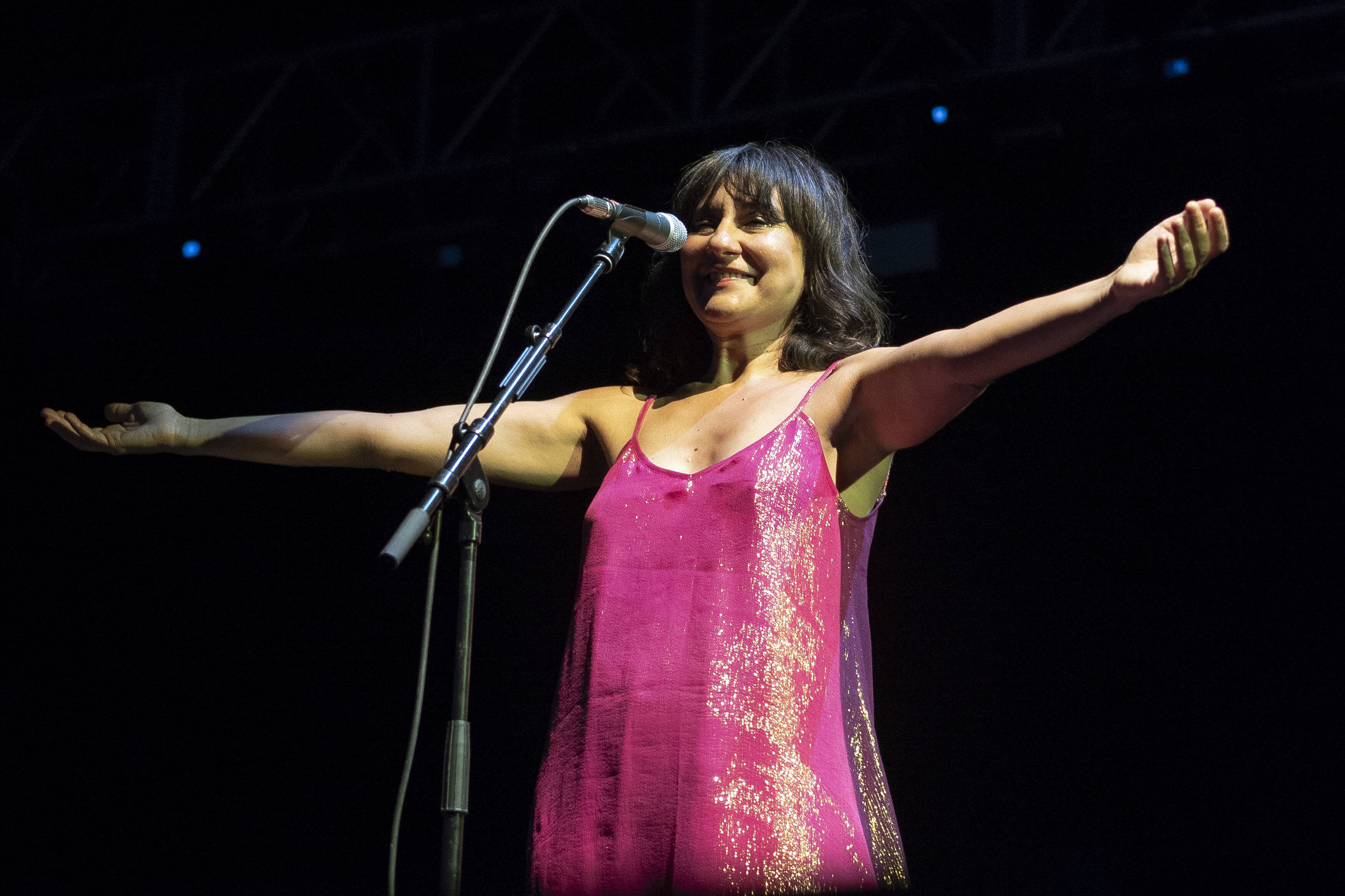 Motivul pentru care o celebră artistă a ales să cânte topless. ”Nu știu de ce sânii noștri sunt atât de înspăimântători”