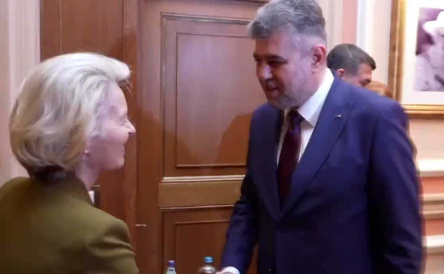 Deficitul bugetar ar putea fi acceptat de Comisia Europeană la o valoare mai mare decât cea agreată inițial. Ce dăm la schimb