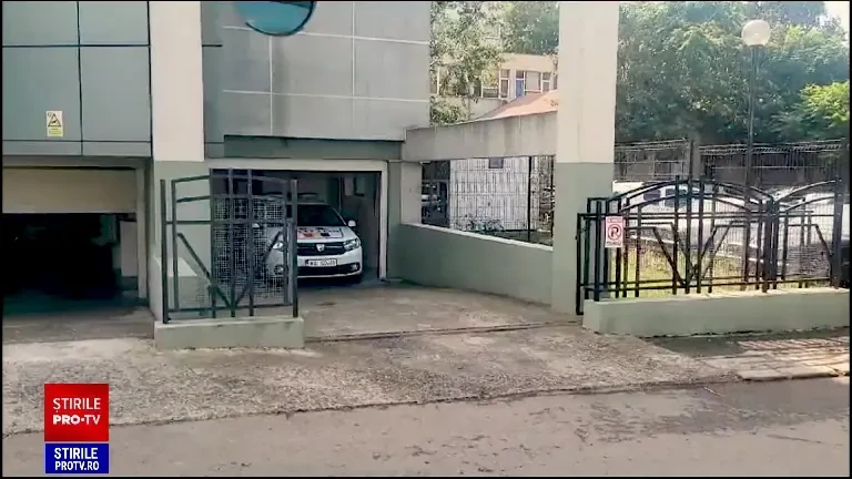 Cine l-a vizitat pe Vlad Pascu în arest. Tânărul a fost apoi scos pe ascuns din ceulă