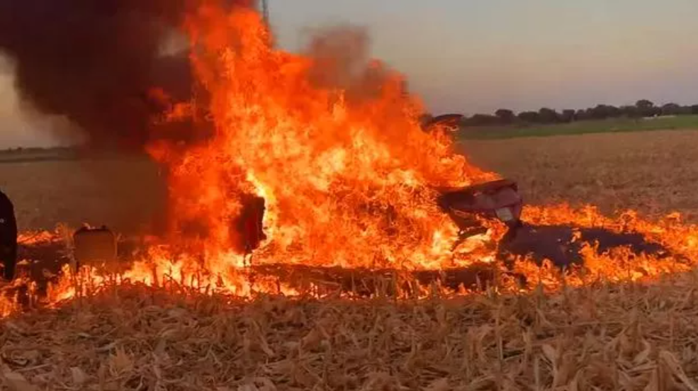 Cum a reușit un YouTuber celebru să își distrugă Ferrari-ul de 400.000 de dolari în doar câteva minute. VIDEO