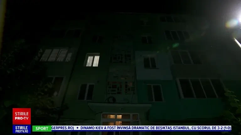 Cum au fost găsite cele două cadavre dintr-un apartament din Turda. Bărbatul nu mai fusese văzut de vecini de trei zile