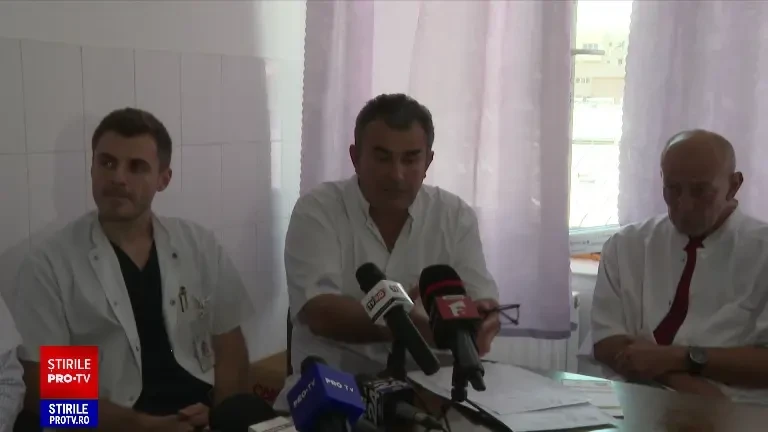 Primele explicații ale medicilor în cazul femeii care a născut în timpul operației de hernie. De ce sunt nemulțumiți