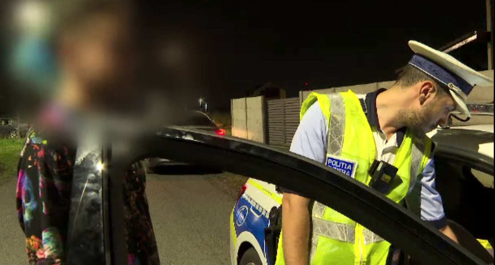 Polițiștii au vânat droguri la Codru Fest. „L-am găsit pe jos, mirosea a țigări cu canabis”