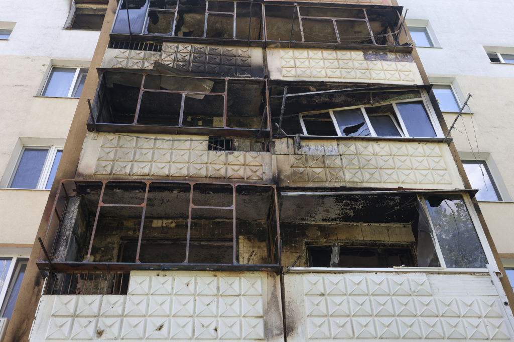 Şase civili răniți, peste 12 case şi mai multe maşini avariate în bombardamente ucrainene în regiunea rusă Belgorod