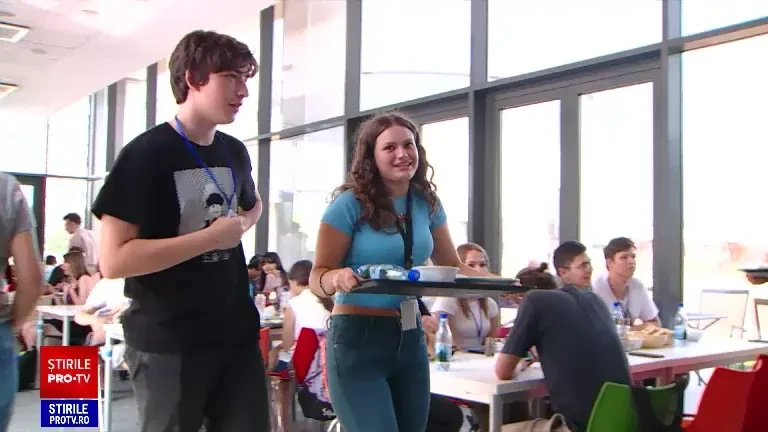 65 de elevi olimpici construiesc viitorul la Școala de Vară de la Măgurele. „Mi se pare extraordinar”