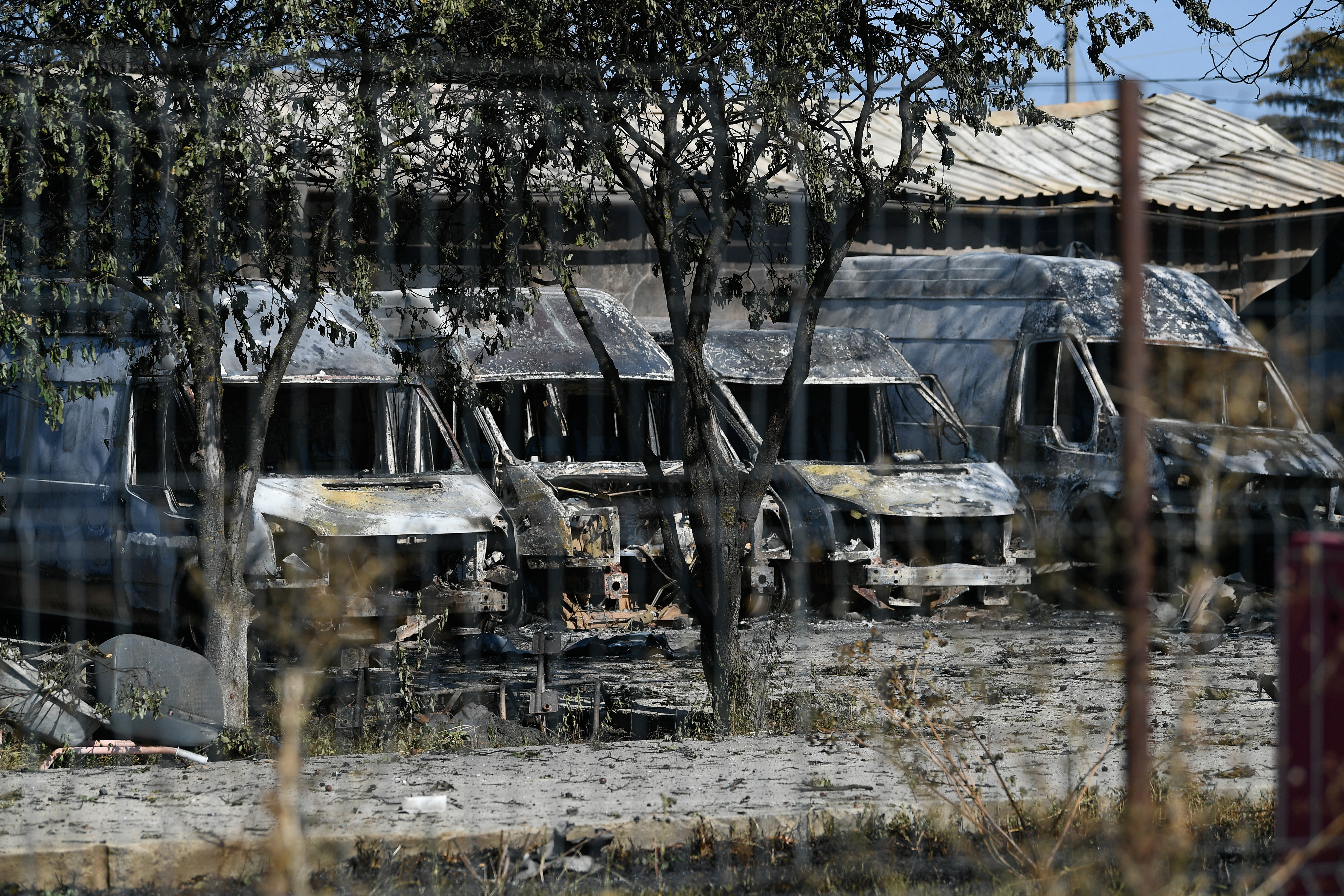 Patronii staţiei GPL din Crevedia, Ionuţ Doldurea şi Cosmin Stîngă, au fost trimiși în judecată