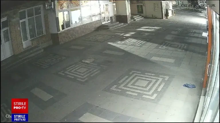 „Am auzit o bufnitură și am ieșit pe balcon”. Mărturiile locatarilor blocului evacuat după explozia din Pașcani