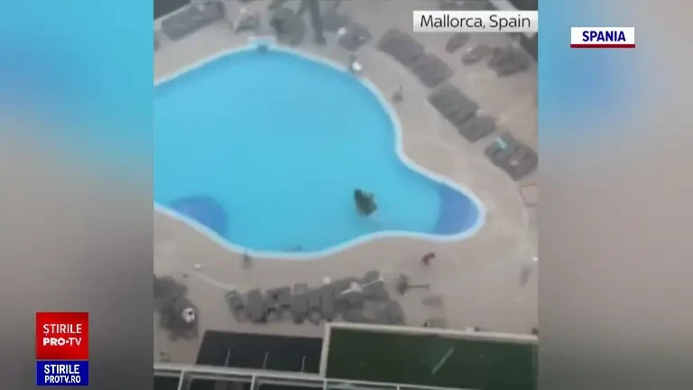 Valul de furtuni a măturat mai multe țări europene. Traficul a fost paralizat în mai multe orașe