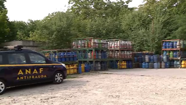 Controale la depozitele GPL administrate de primarul din Caracal. Unul dintre ele este situat în apropierea caselor oamenilor