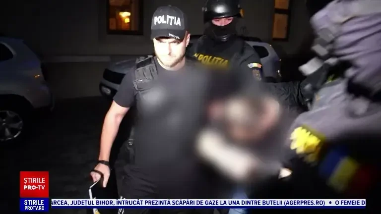 Suspectul înșelăciunilor cu mașini din Germania, prins în România, după două săptămâni în care s-a ascuns. Ce l-a dat de gol