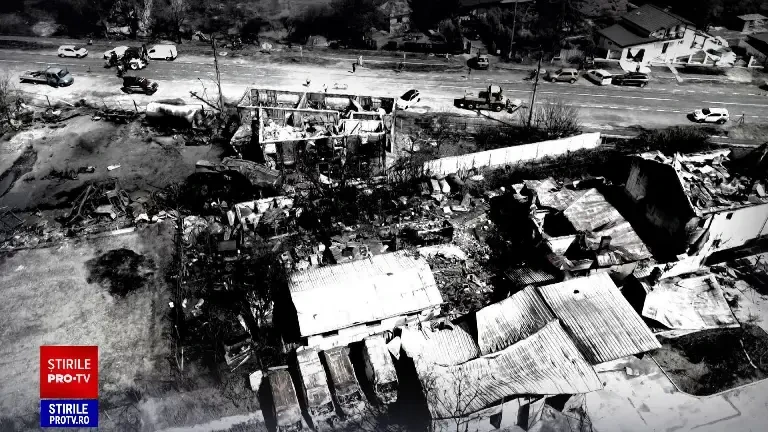 Zeci de case sunt afectate în urma exploziilor de la Crevedia. „A venit suflul și ne-a culcat pe toți la pământ”