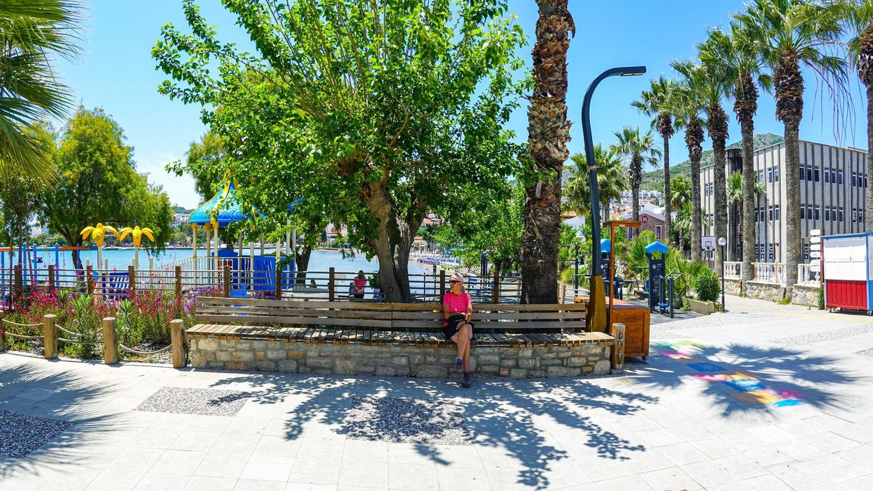 Peninsula europeană mai puțin cunoscută care pare că a fost uitată de timp. Peisajele sunt spectaculoase | GALERIE FOTO