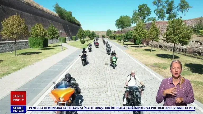 Sute de motocicliști și-au dat întâlnire la Alba Iulia. ”Motorul e o libertate care nu se poate compara cu nimic”