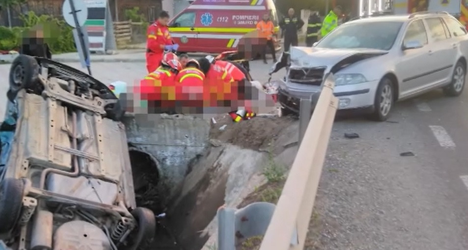 Un șofer de 72 de ani a provocat un accident rutier în Bistrița-Năsăud, soldat cu șapte victime
