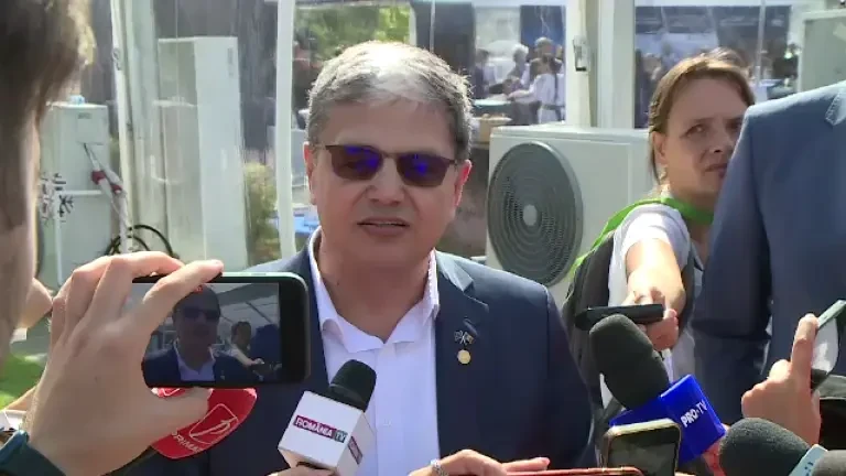 O nouă taxă, anunțată de ministrul Boloș. Guvernul PSD-PNL vrea ca băncile să plătească un impozit de 1% din cifra de afaceri