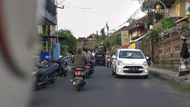 Un tânăr de 19 ani din Satu Mare a murit, iar o femeie din Sibiu a fost grav rănită, în urma unui accident de scuter în Bali