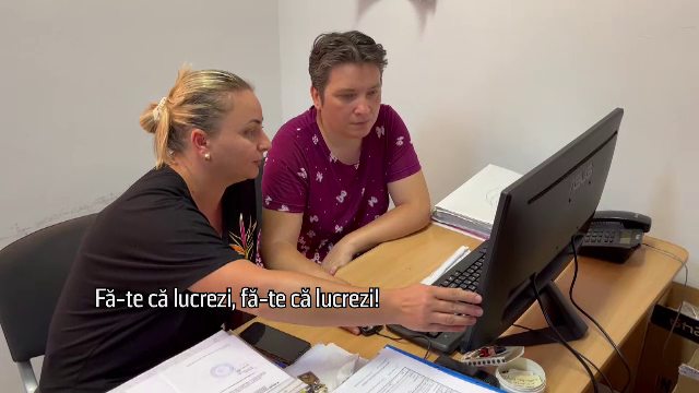 România, țara în care se toacă milioane din bani publici pentru ca angajații să joace Solitaire. „Fă-te că lucrezi!”