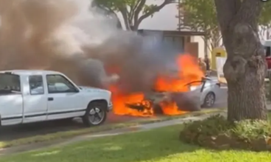 Ce a făcut un bărbat paralizat după ce o femeie i-a salvat viața. Mașina lui luase foc și credea că o să moară