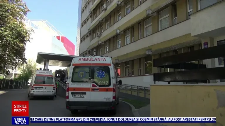 Gestul făcut de un echipaj de poliție din Bacău, după ce o femeie a fost înțepată de o viespe și a leșinat