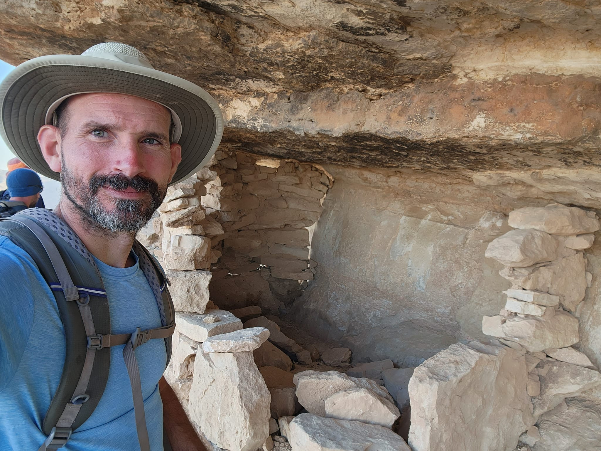 Operațiune contracronometru de salvare a unui cercetător bolnav, blocat la 1.000 de metri sub pământ VIDEO