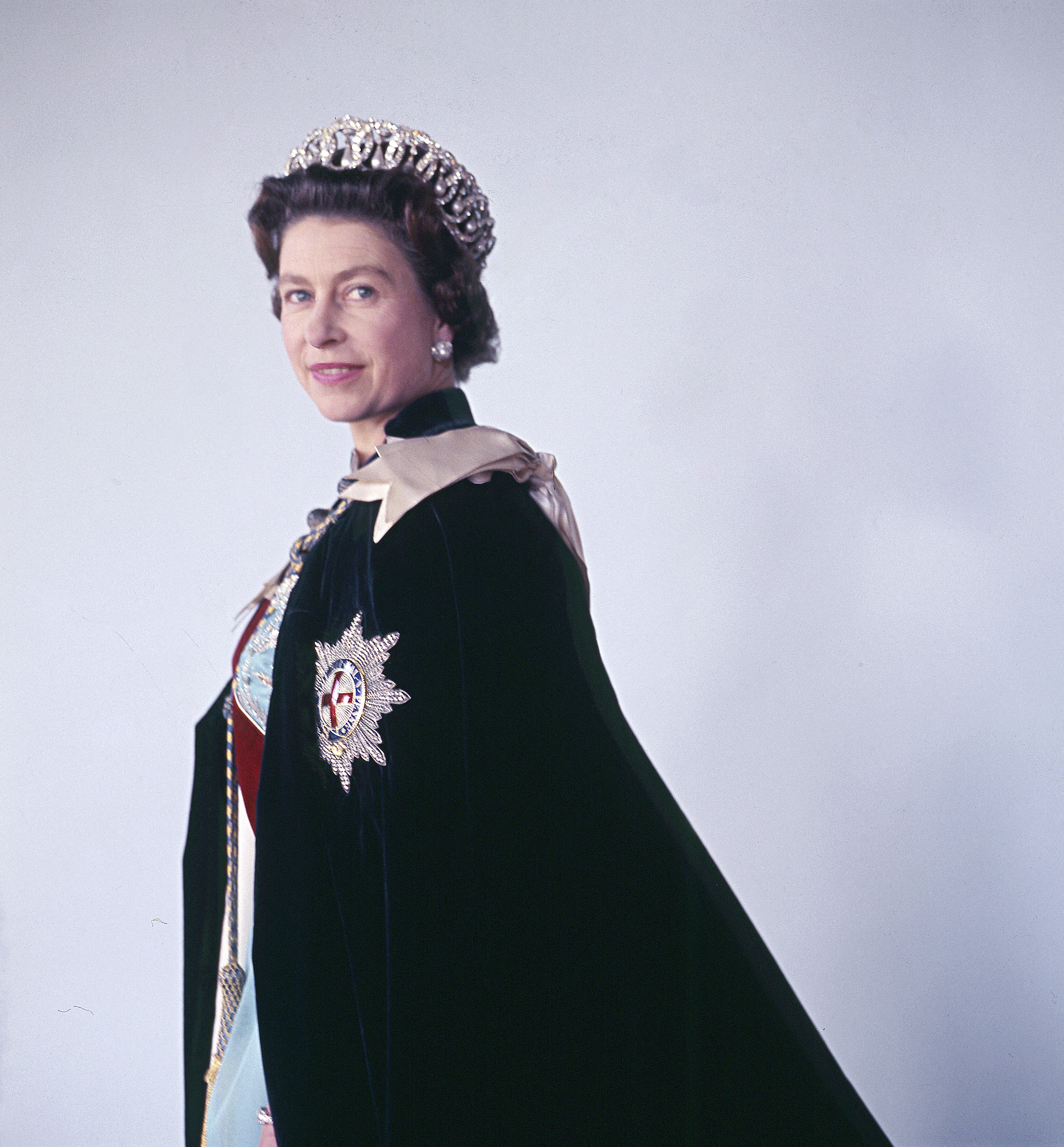 regina elisabeta