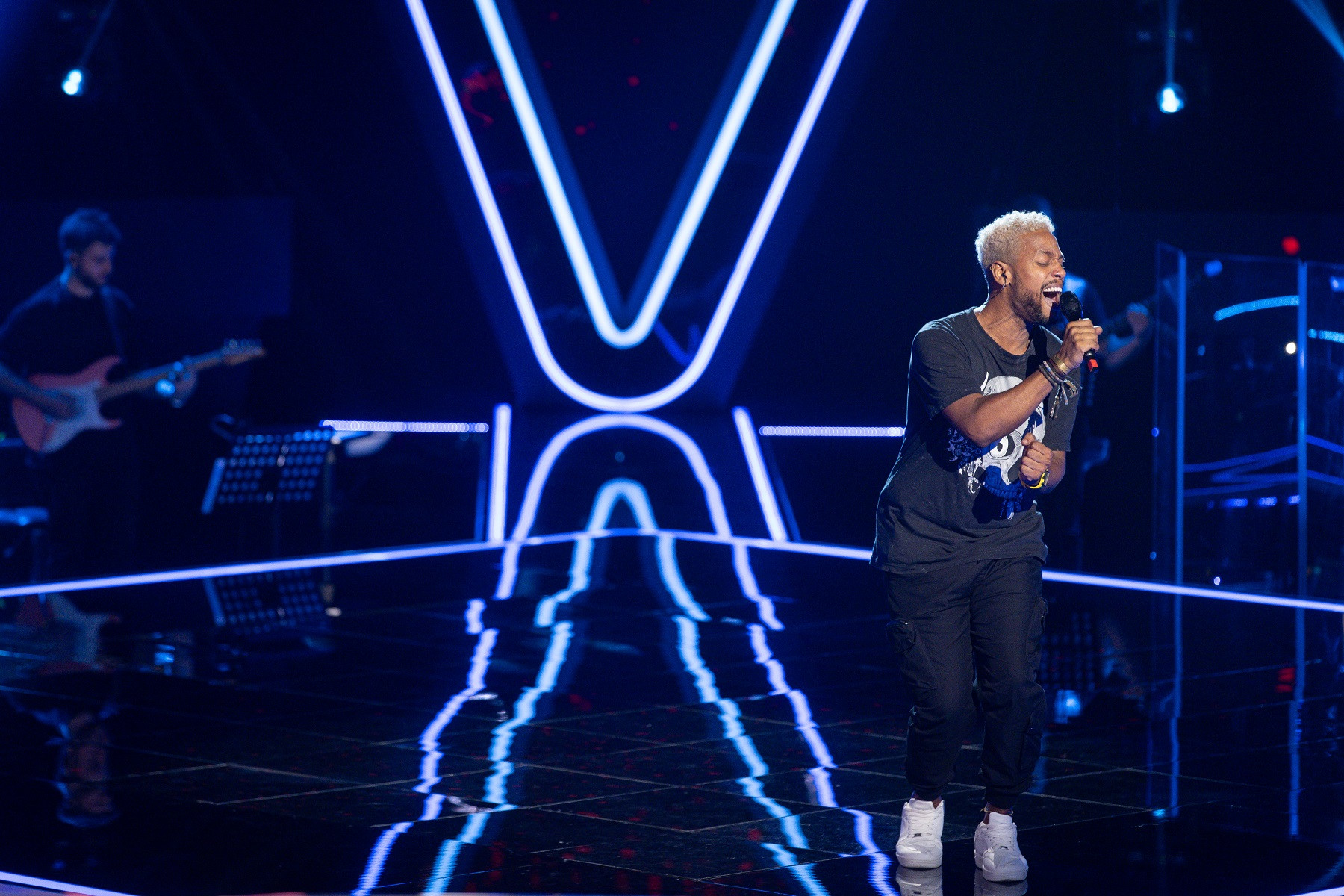 Peste 1.2 milioane de români s-au uitat, vineri seară, la Vocea României! Emisiunea a fost lider absolut de audiență